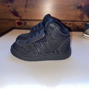 7C Black Adidas Sneakers